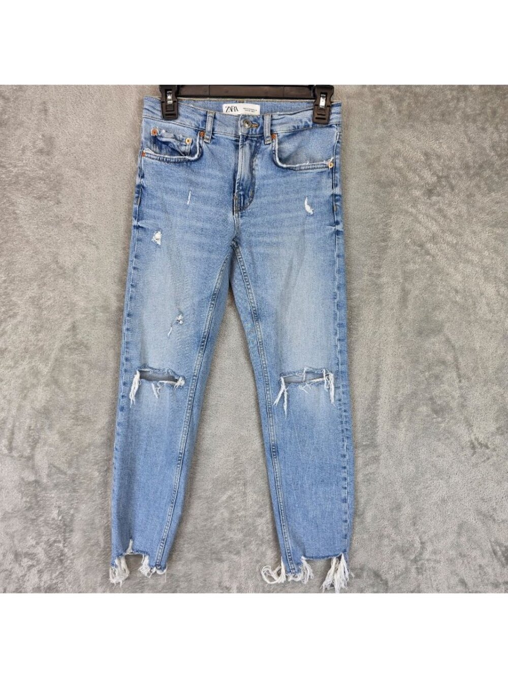 Zara Slim Boyfriend Jeans Womens 2 Blue Light Wash Distressed Fringe Denim